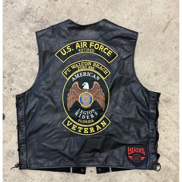 Vintage Unik Men's 5X w/ Chains Black Leather Motorcycle Vest Heavy Patches - Picture 1 of 16
